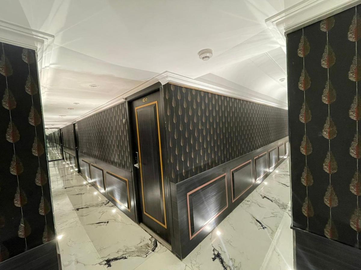 Gulf Hotel Mumbai- The Boutique Hotel Colaba ムンバイ エクステリア 写真