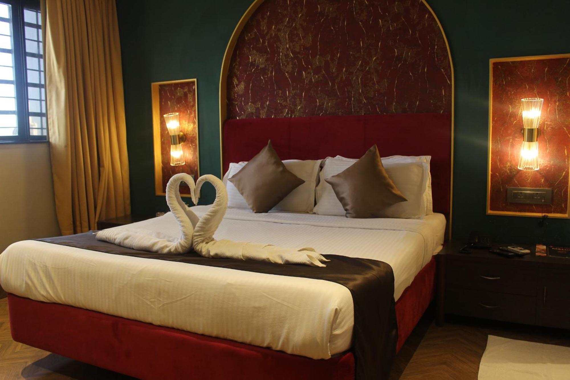 Gulf Hotel Mumbai- The Boutique Hotel Colaba ムンバイ エクステリア 写真